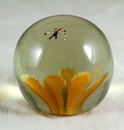 Flower and Butterfly Glass Paperweight - Beautiful!! - Bid Now!