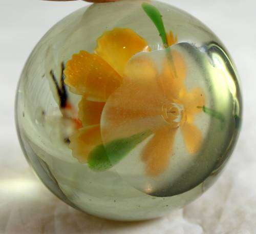 Flower and Butterfly Glass Paperweight - Beautiful!! - Bid Now!