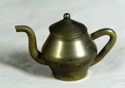 MINIATURE BRASS TEA KETTLE - BID NOW!!!
