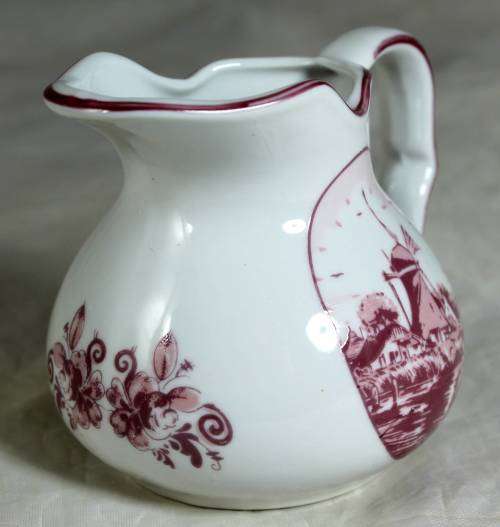 Pink Delft Creamer - Oude Molen with Plate - Beautiful! - Bid Now!!!