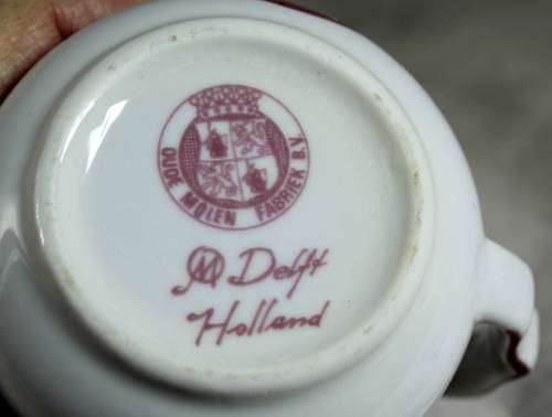 Pink Delft Creamer - Oude Molen with Plate - Beautiful! - Bid Now!!!