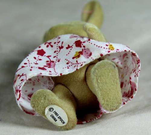 SYLVANIAN FAMILIES - BUNNY GIRL IN SUMMER DRESS - BID NOW!!!