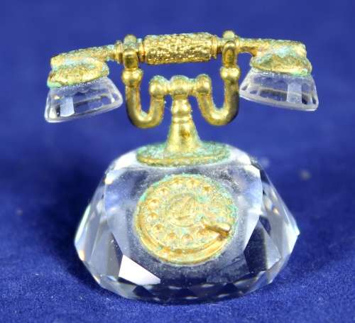 Swarovski Crystal Memories - Vintage Telephone - A magnificent little treasure!! Bid now!!