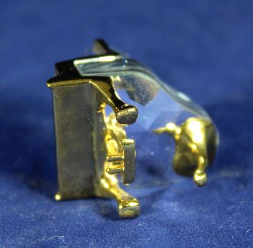 Swarovski Crystal Memories - Grand Piano - A magnificent little treasure!! Bid now!!