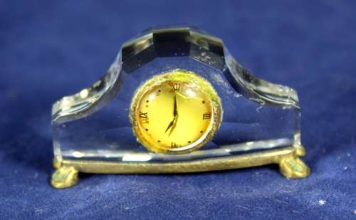 Swarovski Crystal Memories - Cabinet Clock - A magnificent little treasure!! Bid now!!