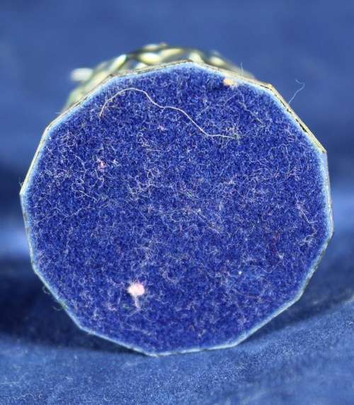 Crystal - New York Apple - A beautiful treasure!! Bid now!!