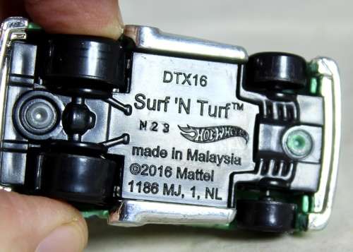 Hotwheels - Surf `N Turf (2016) - BID NOW !!!