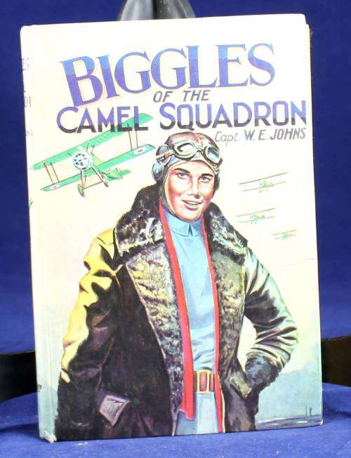 Captain W.E Johns - Biggles Of The Camel Squadron SBN603034047  - BID NOW!!