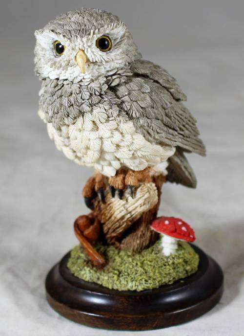 Country Artist ( Hand Made) Little Owl - Beautiful! - Bid Now!!!