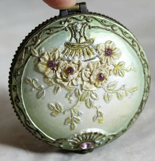 Bedazzled Pill Holder - Low Price!! Bid Now!!