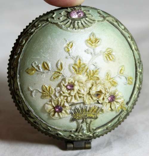 Bedazzled Pill Holder - Low Price!! Bid Now!!