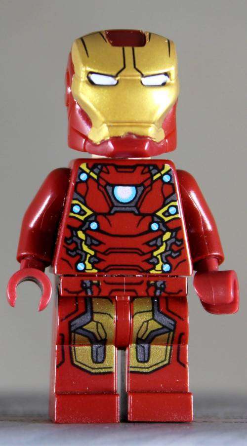 LEGO MINI FIGURINE - Iron Man  - Mark 7 Armor (SH231)