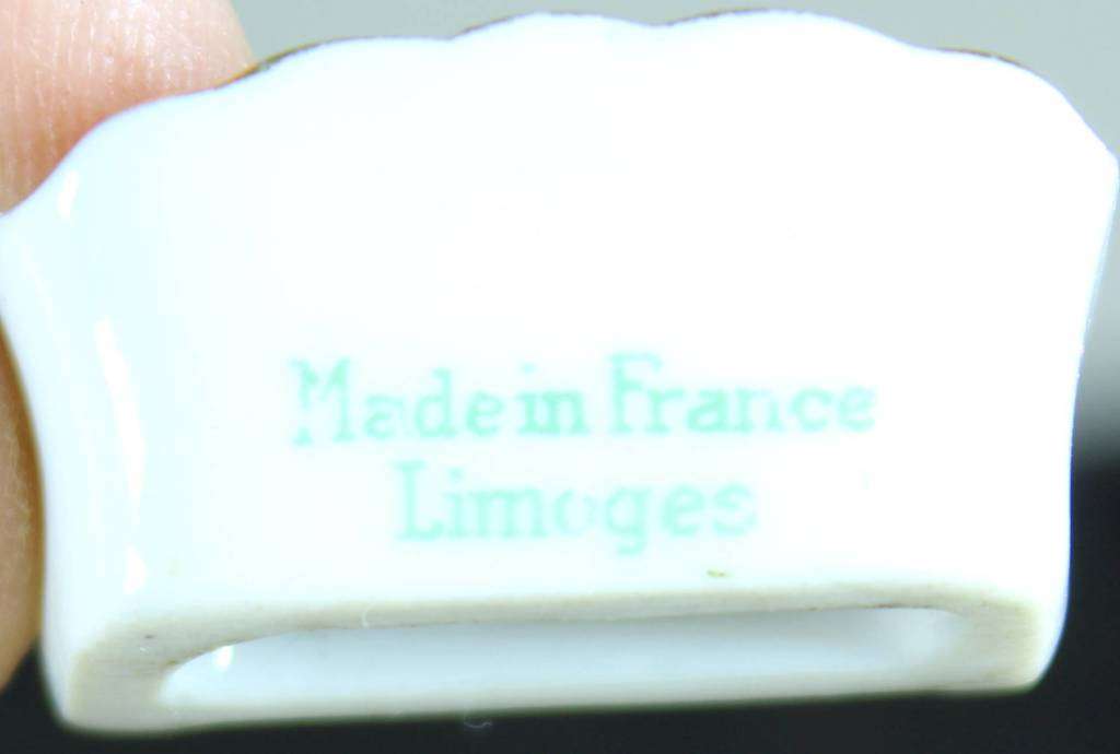 Limoges Miniature - Couch - Beautiful!!! BID NOW!!!!