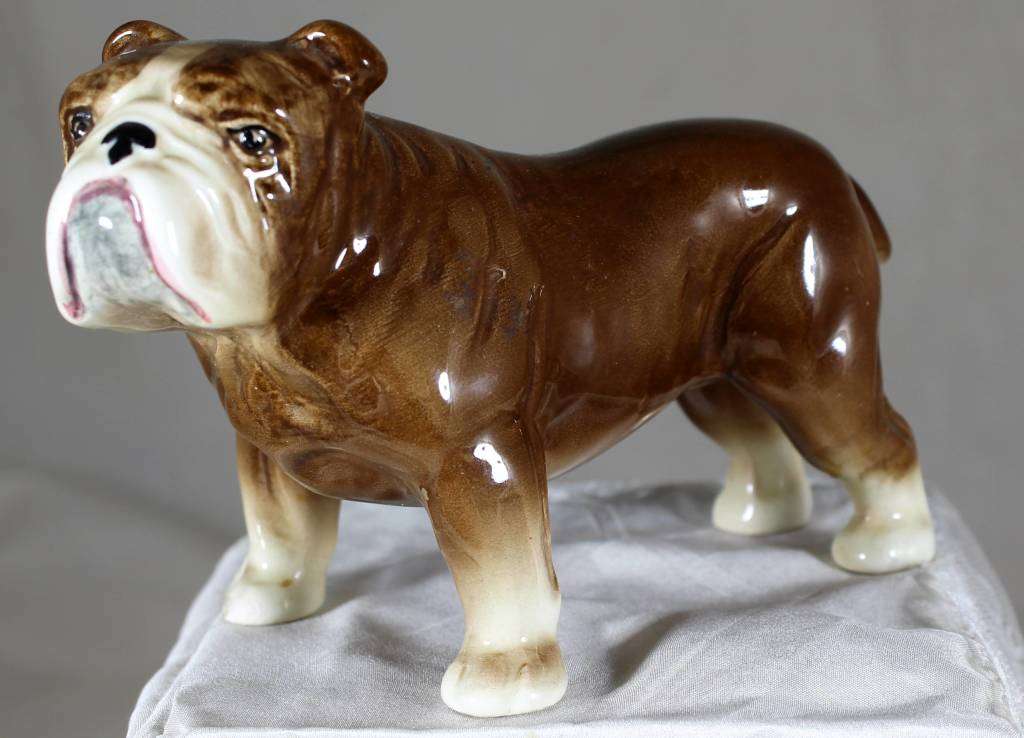 Porcelain English Bulldog - Sylvac - Beautiful!!! BID NOW!!!!