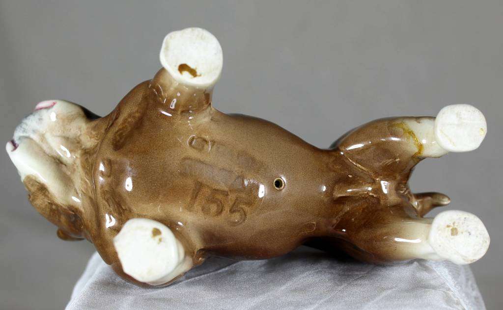 Porcelain English Bulldog - Sylvac - Beautiful!!! BID NOW!!!!