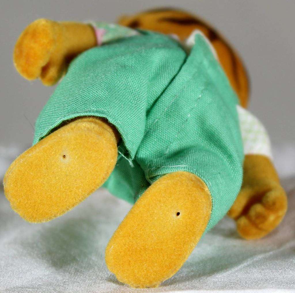 Sylvanian Families - Tiger In A Dungaree - Beautiful!!! BID NOW!!!!