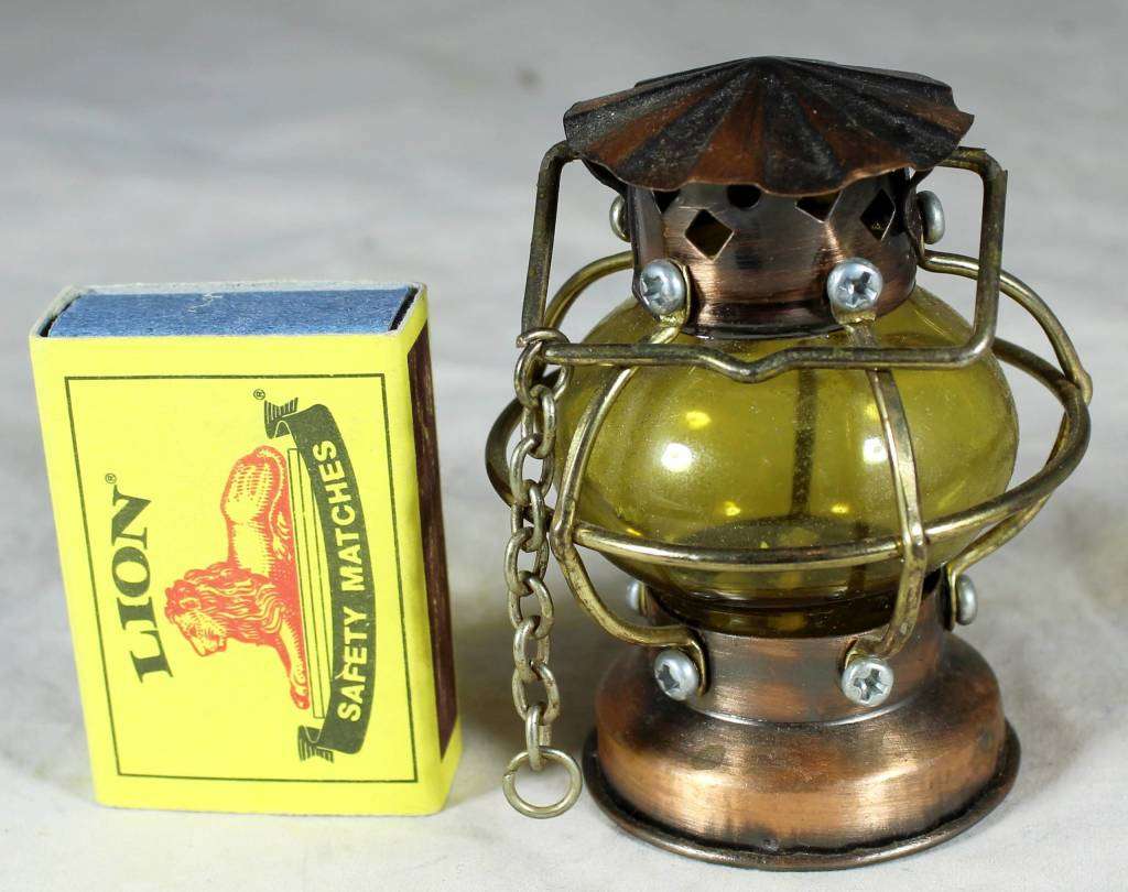 Miniature Metal Storm Lamp - Beautiful!!! BID NOW!!!!