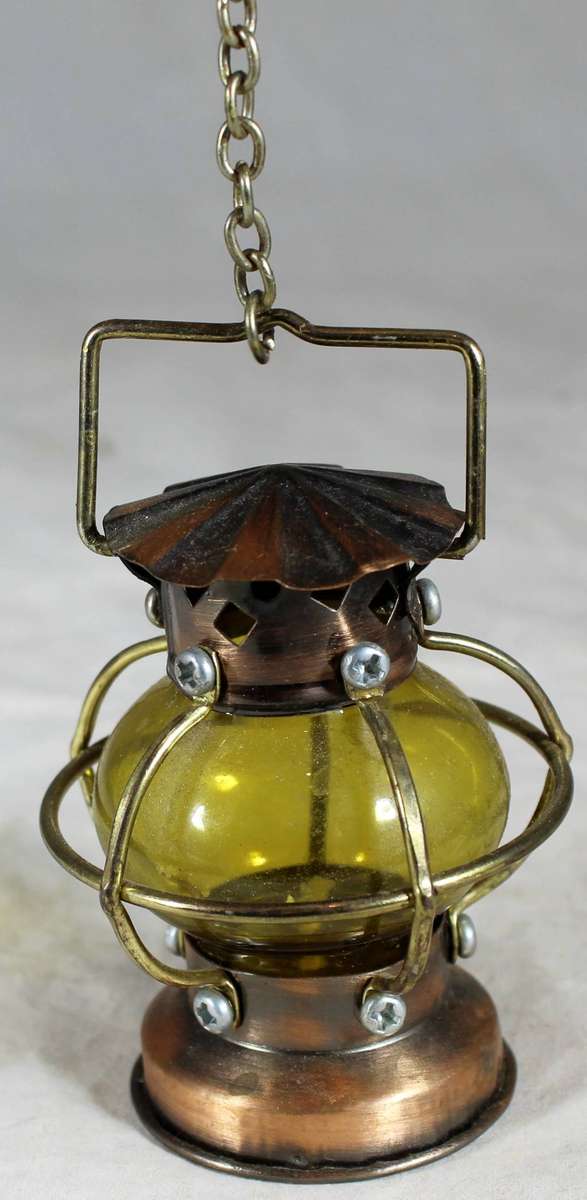 Miniature Metal Storm Lamp - Beautiful!!! BID NOW!!!!