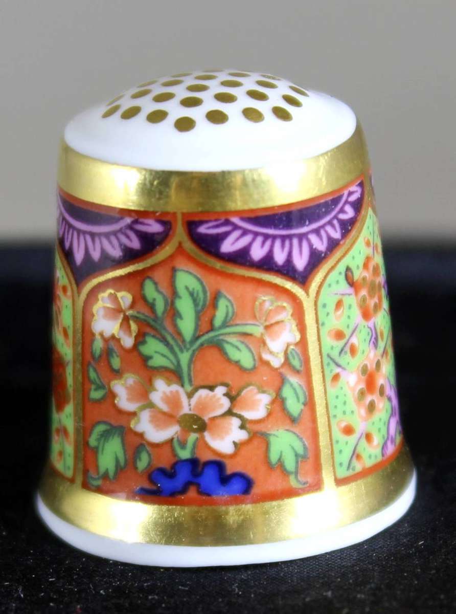 Collectible Thimble - Royal Crown Derby LIX - Flower Scenes- Act Fast!! Bid Now!!!