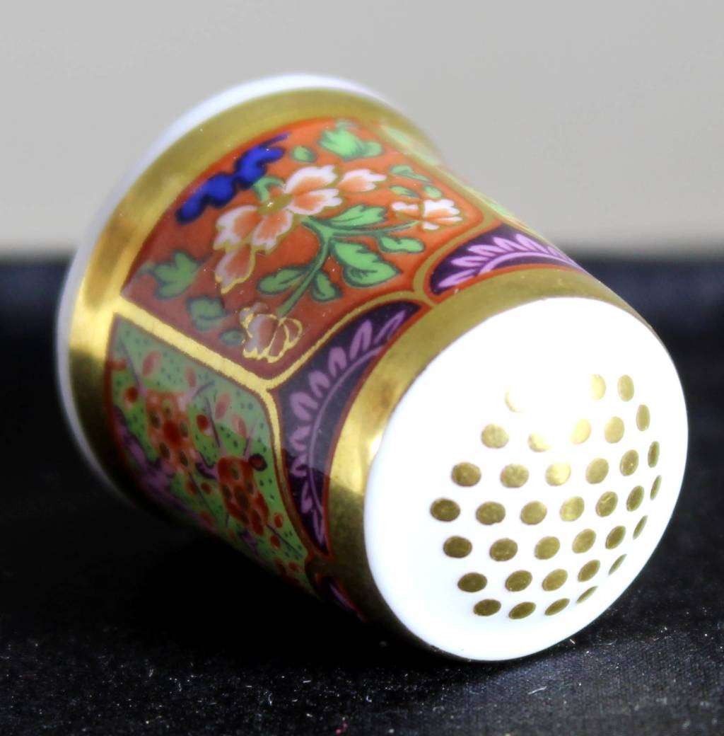 Collectible Thimble - Royal Crown Derby LIX - Flower Scenes- Act Fast!! Bid Now!!!