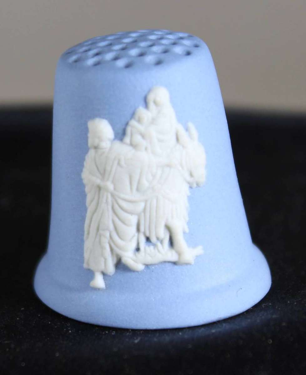 Collectible Thimble - Wedgwood - Joseph & Maria (1990) - Act Fast!! Bid Now!!!