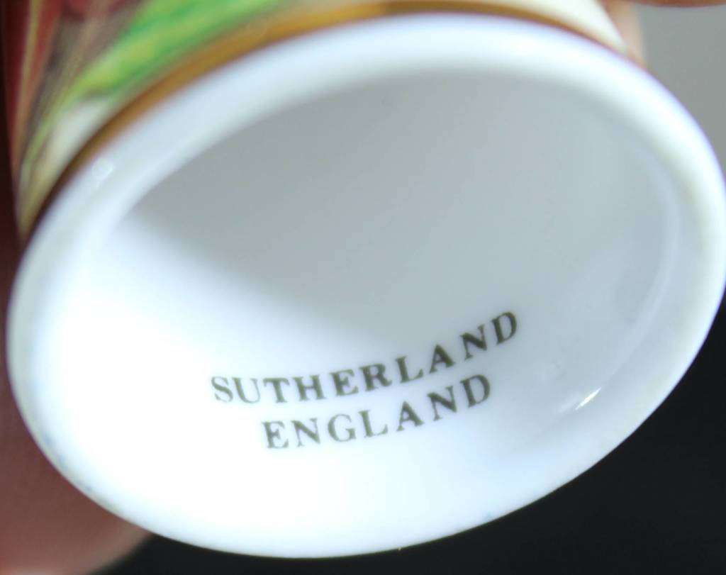 Collectible Thimble - Sutherland - Fruit - Act Fast!! Bid Now!!!