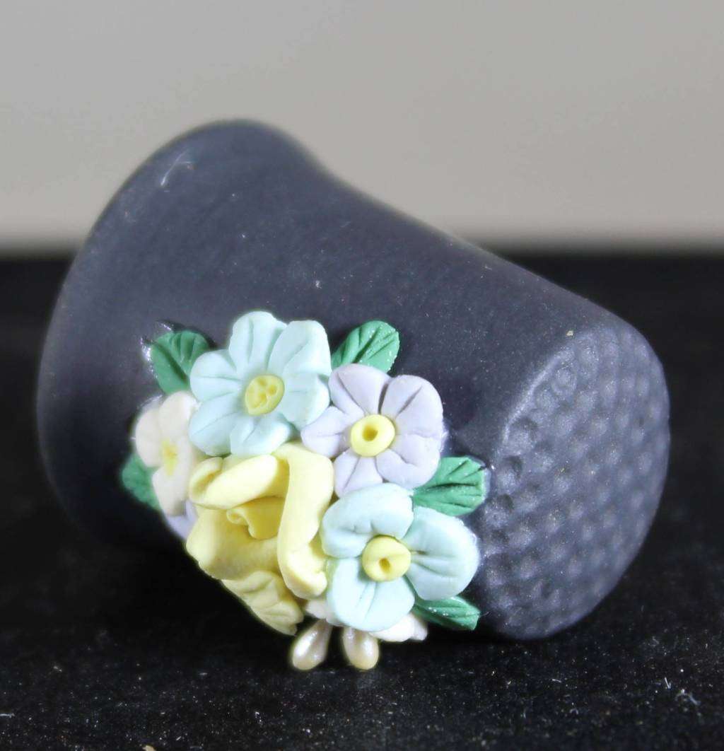 Collectible Thimble - Black with Embossed Flowers - Act Fast!! Bid Now!!!