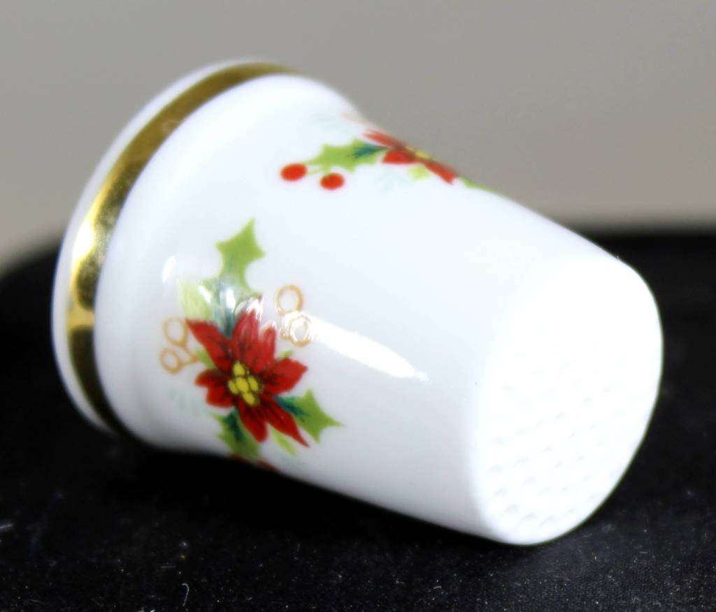 Collectible Thimble - Royal Albert - Poinsettia - Act Fast!! Bid Now!!!
