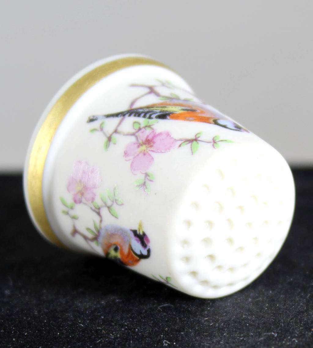 Collectible Thimble - IBIS Aveiro - Portugal - Birds - Act Fast!! Bid Now!!!