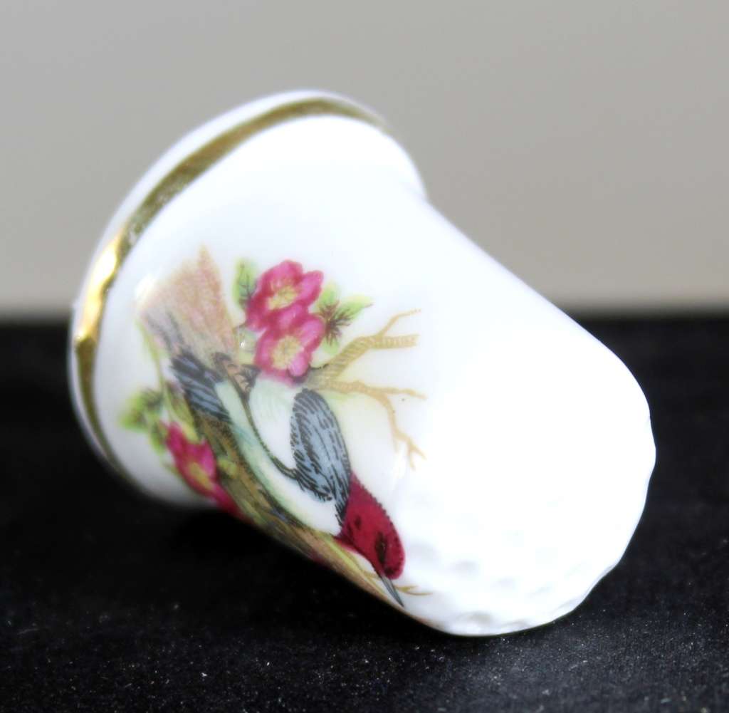 Collectible Thimble - Bird With Flowers - Crown China - Act Fast!! Bid Now!!!