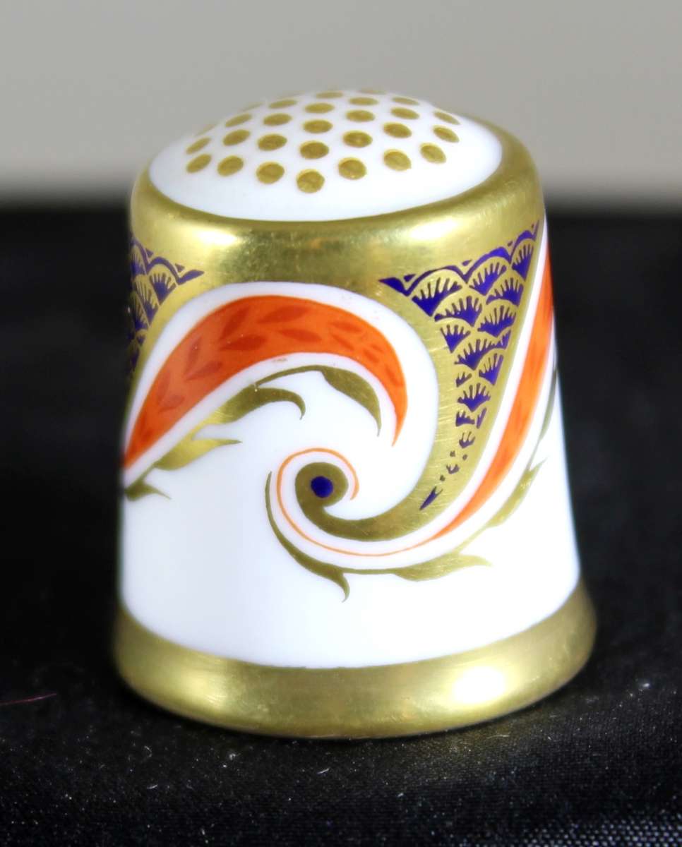 Collectible Thimble - Royal Crown Derby XLVIII - Act Fast!! Bid Now!!!