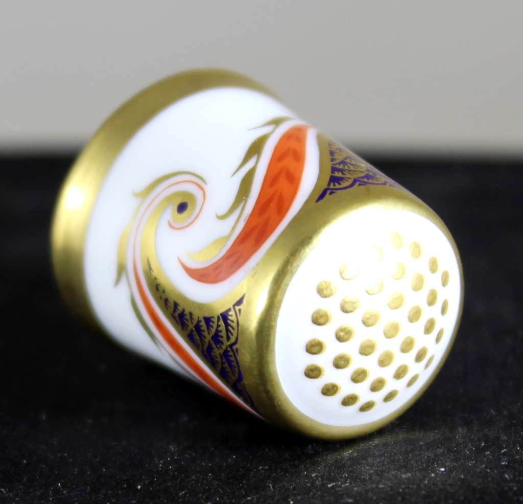 Collectible Thimble - Royal Crown Derby XLVIII - Act Fast!! Bid Now!!!