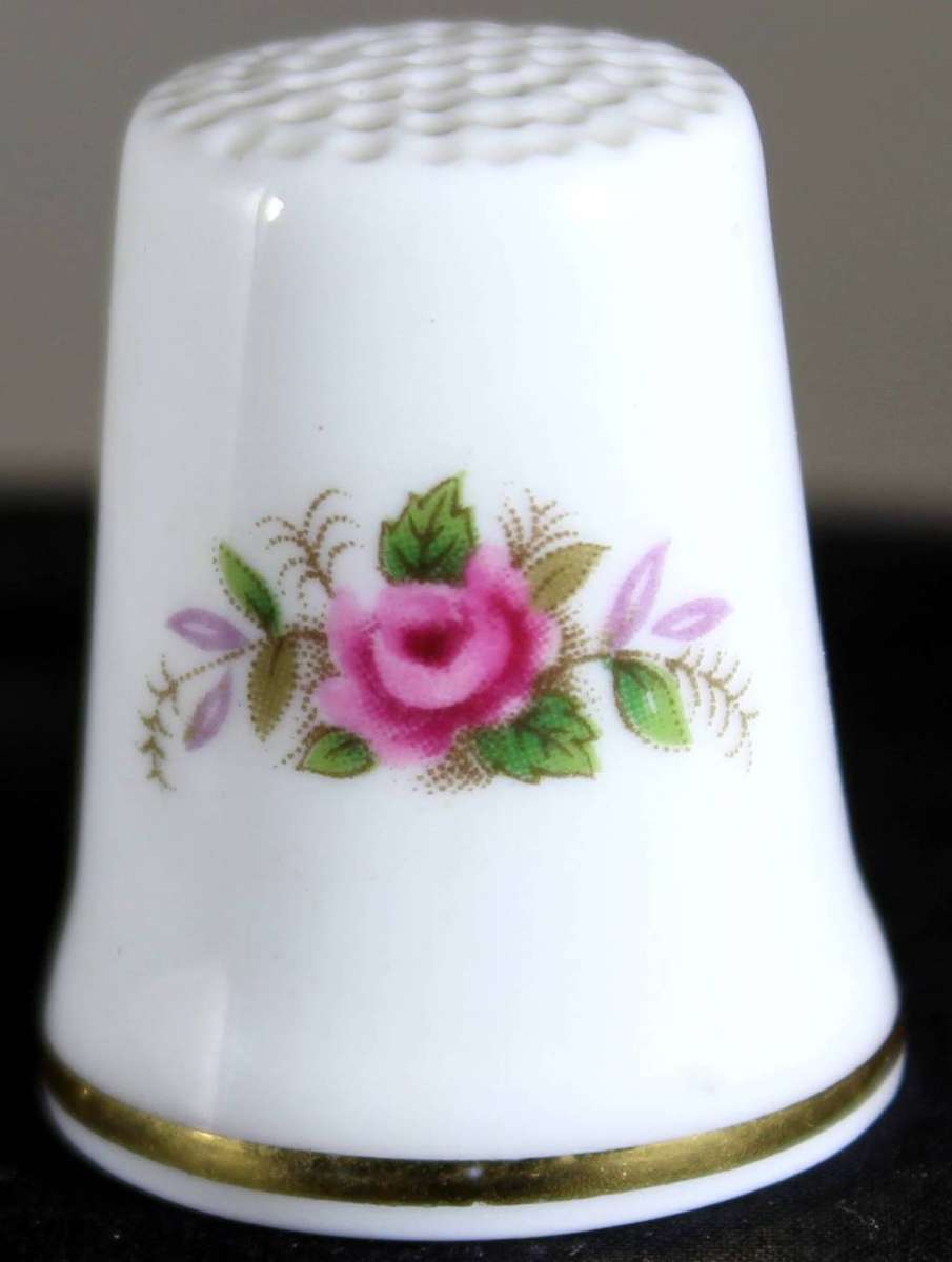 Collectible Thimble - Royal Albert - Lavender Rose - Act Fast!! Bid Now!!!