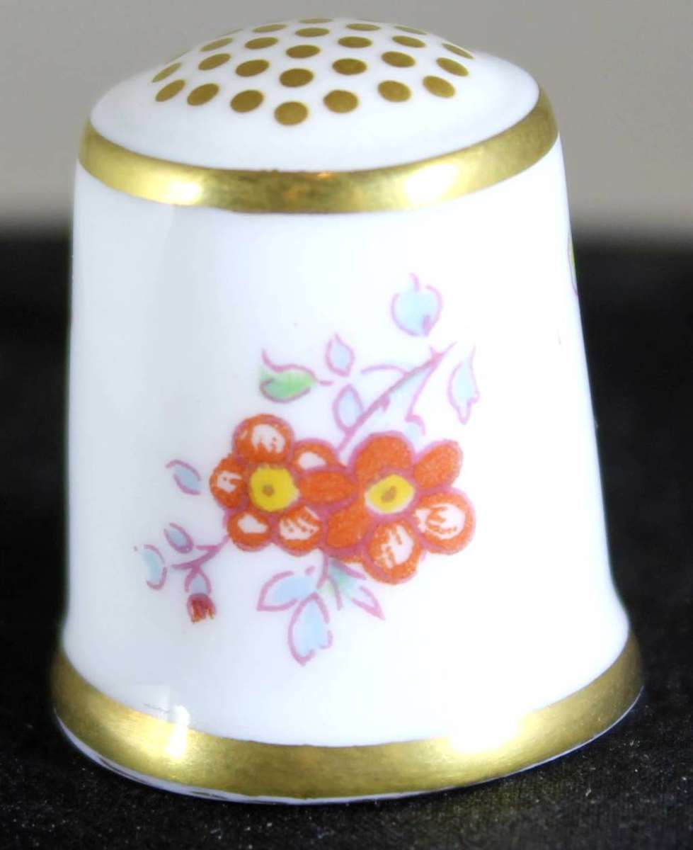 Collectible Thimble - Royal Crown Derby LVI - Pink Rose - Act Fast!! Bid Now!!!