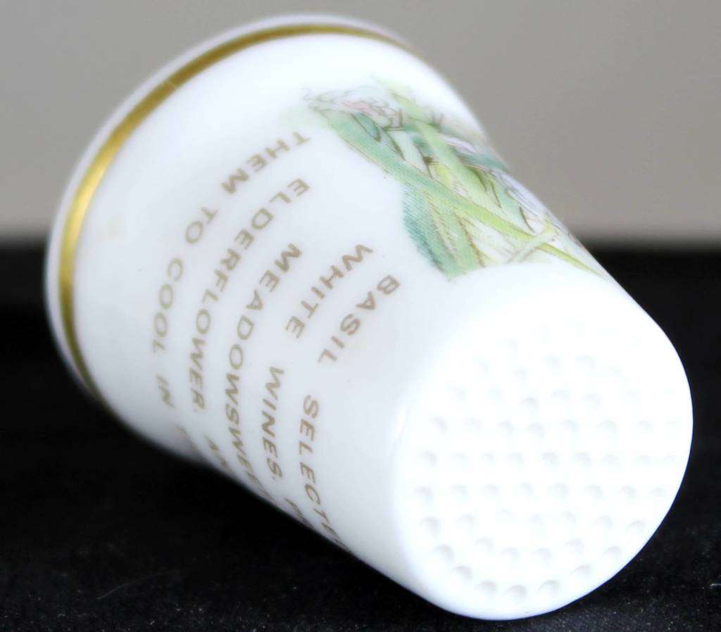 Collectible Thimble -Royal Doulton-Jill Barklem 1983- Basil in the Rushes- Act Fast!! Bid Now!!!