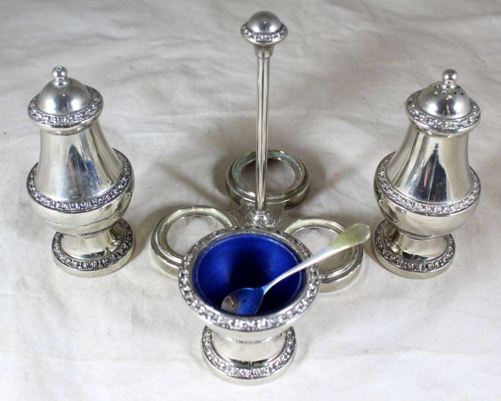 Silver Plated Condiment Set - Act Fast!! Bid Now!!
