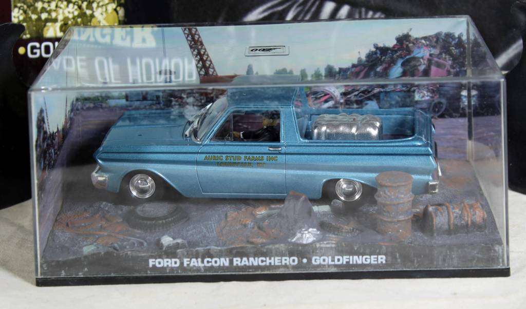 JAMES BOND 007  UNIVERSAL HOBBIES- Ford Falcon Ranchero ( Goldfinger #76 )