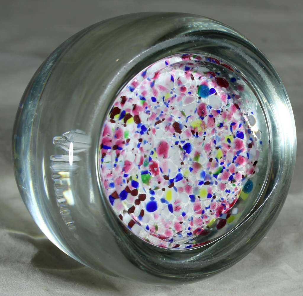 Paperweight with Sculpted Lizard - Act Fast!!! -BID NOW!!!