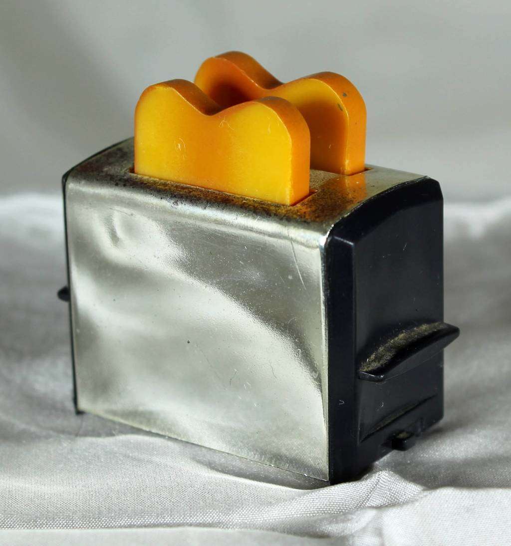 Pop-up Toaster Fridge Magnet