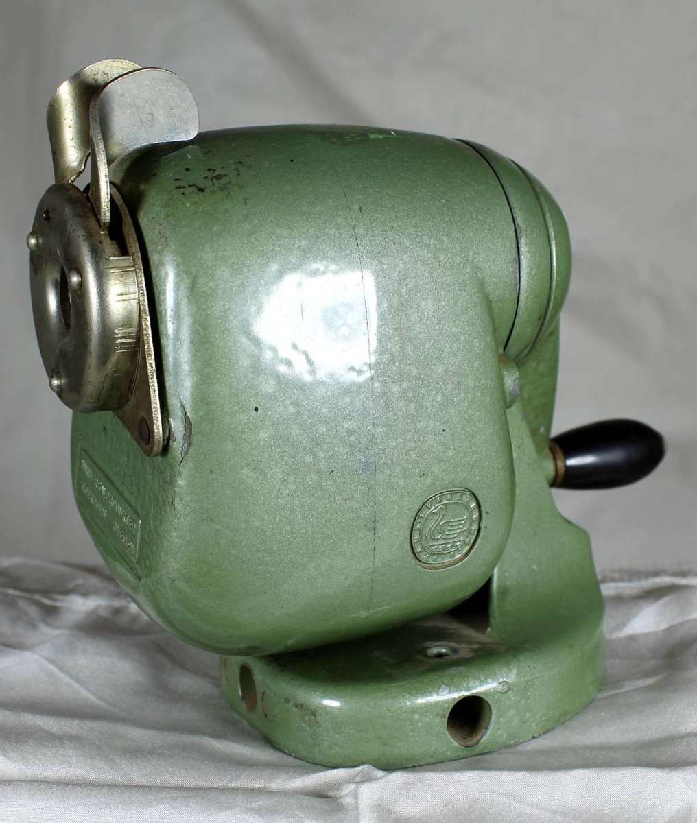 Frans Van Strom - Vintage Pencil Sharpener - Bid Now!!!