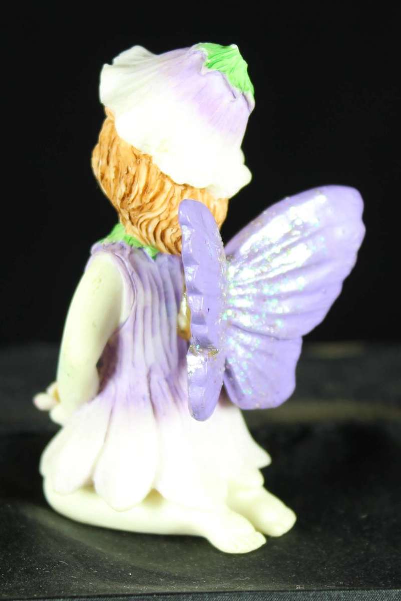 Flower fairy - purple wings