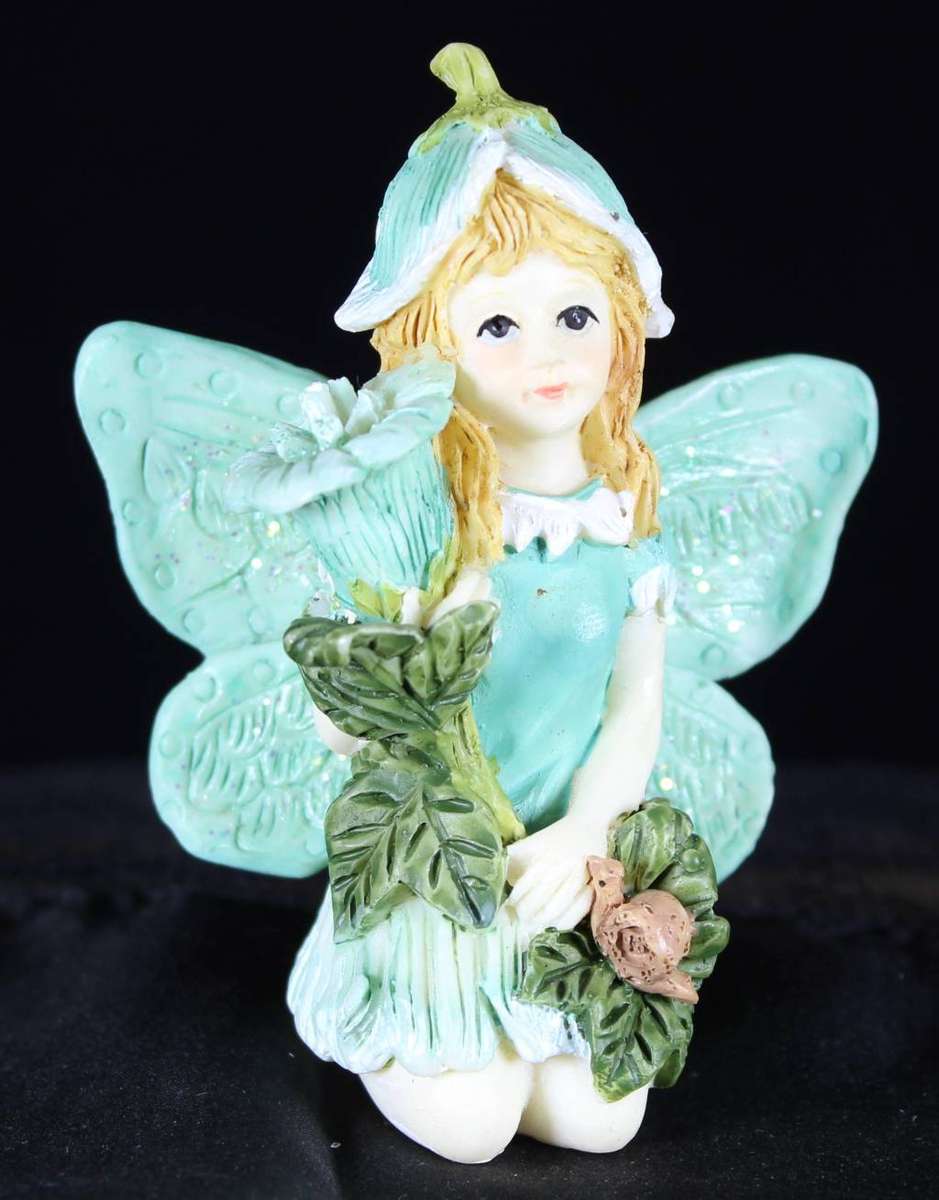 Flower fairy - green wings