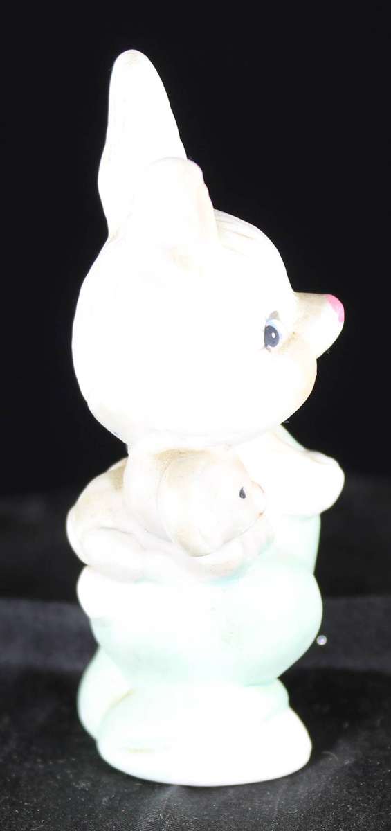 Rabbit with little mouse