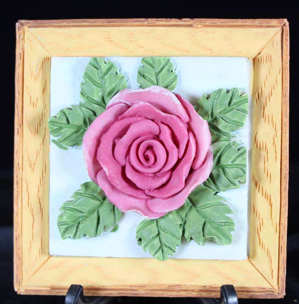 Tile Art - Flower with Leaves - Magnet - Bid Now!!!