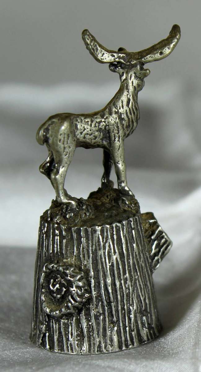 English Pewter (Pseudo) Thimble - Buck - Bid Now!!!