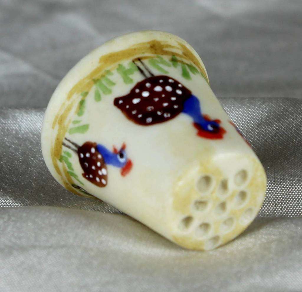 Thimble - Gili - Guinea Fowl - Bid Now!!!