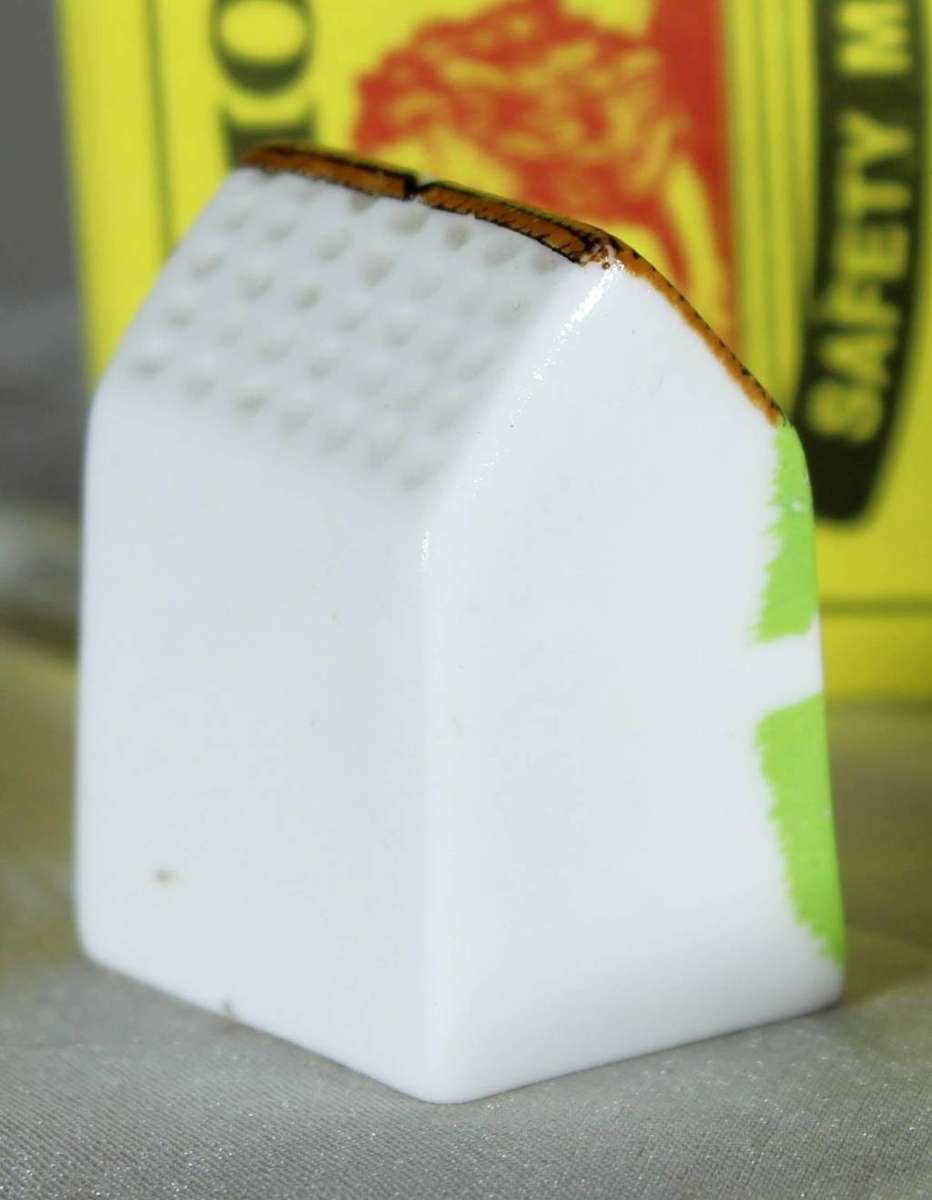 Birchcroft - The Bear Inn - Thimble - Bid Now!