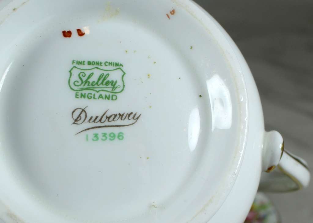 Shelley - Du Barry Green - Milk Jug on Plate - Low Price!! - Bid Now!!!