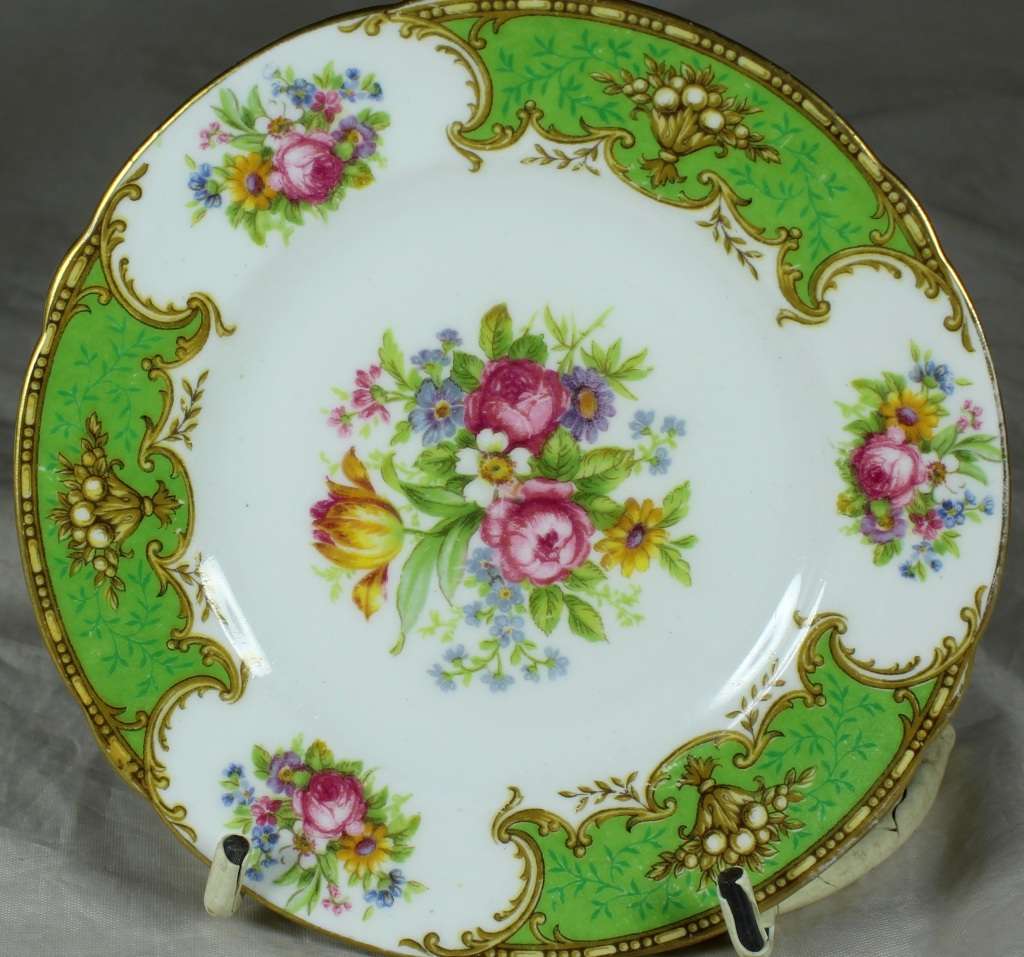 Shelley - Du Barry Green - Milk Jug on Plate - Low Price!! - Bid Now!!!