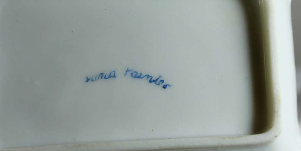 Set of Hand-painted Porcelain Trinket Dishes in Holder